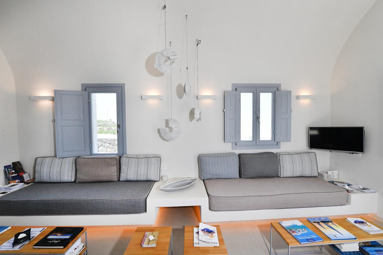 Nova Luxury Suites Pýrgos Exteriör bild